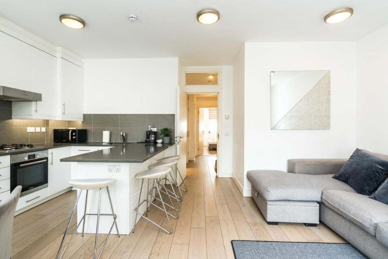 לונדון Spacious 2 Bedroom / Earls Court / Kensington מראה חיצוני תמונה
