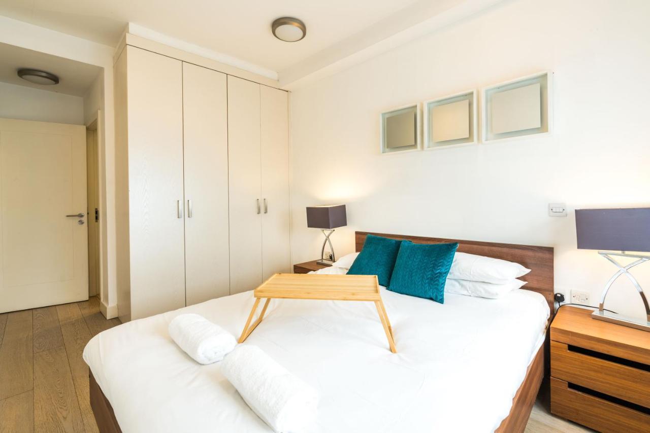 לונדון Spacious 2 Bedroom / Earls Court / Kensington מראה חיצוני תמונה