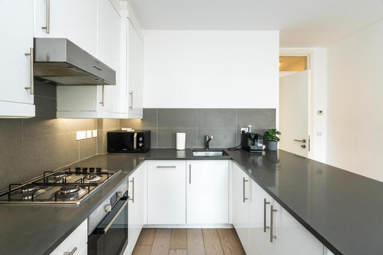 לונדון Spacious 2 Bedroom / Earls Court / Kensington מראה חיצוני תמונה