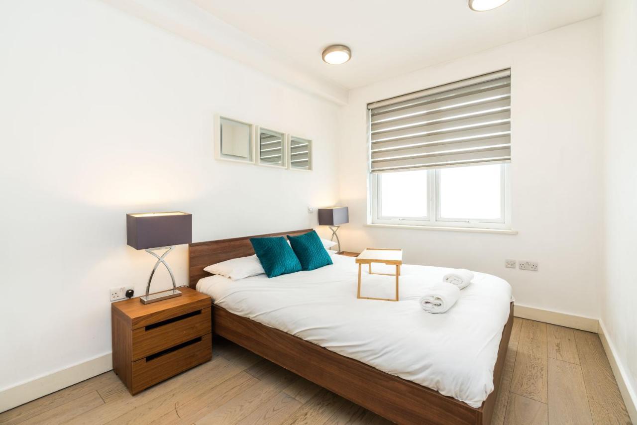 לונדון Spacious 2 Bedroom / Earls Court / Kensington מראה חיצוני תמונה